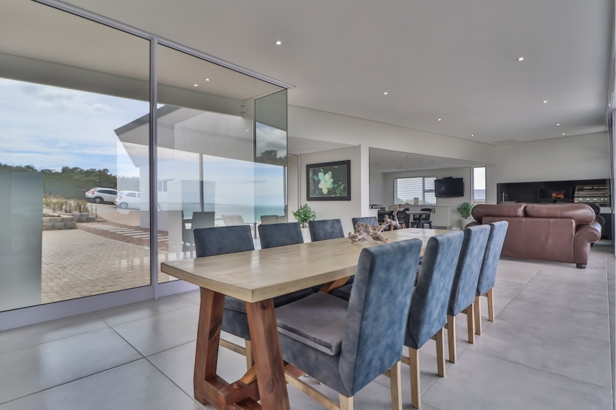 4 Bedroom Property for Sale in Moquini Coastal Estate Western Cape